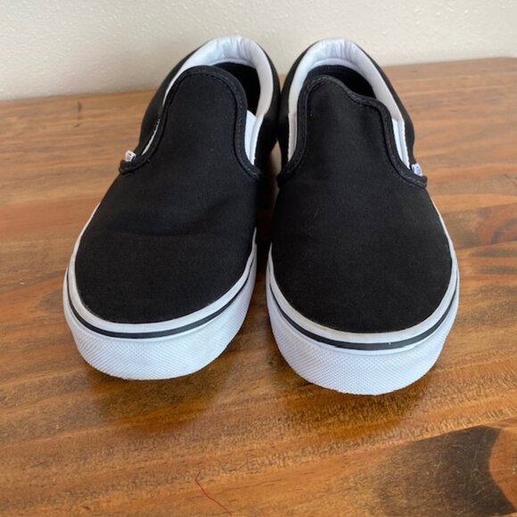Vans Black Slip-on Sneakers - Size 6 - Picture 4 of 9